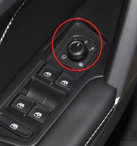 速腾自动折叠后视镜按钮