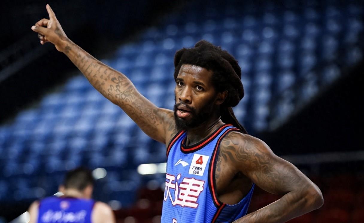 辽宁海归赵岩昊转三号位,无球可打;伯顿离开天津队,cba三消息