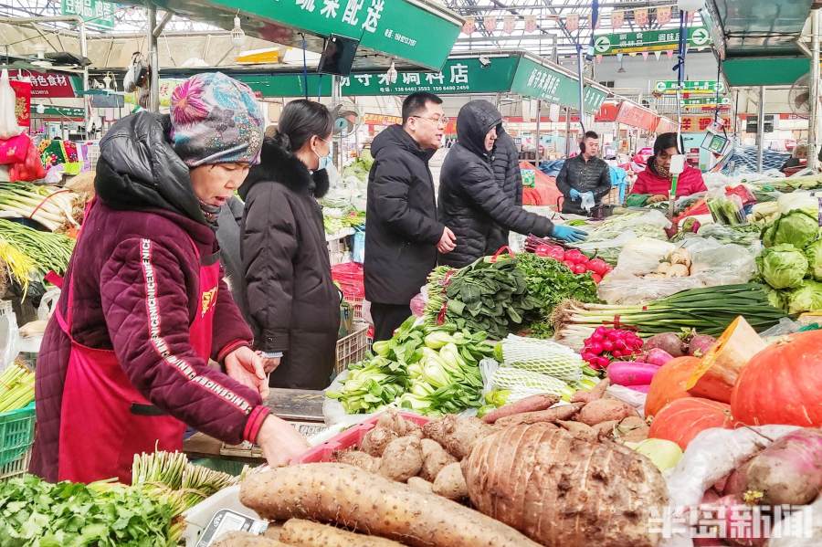 农历新年将到 农贸市场热闹