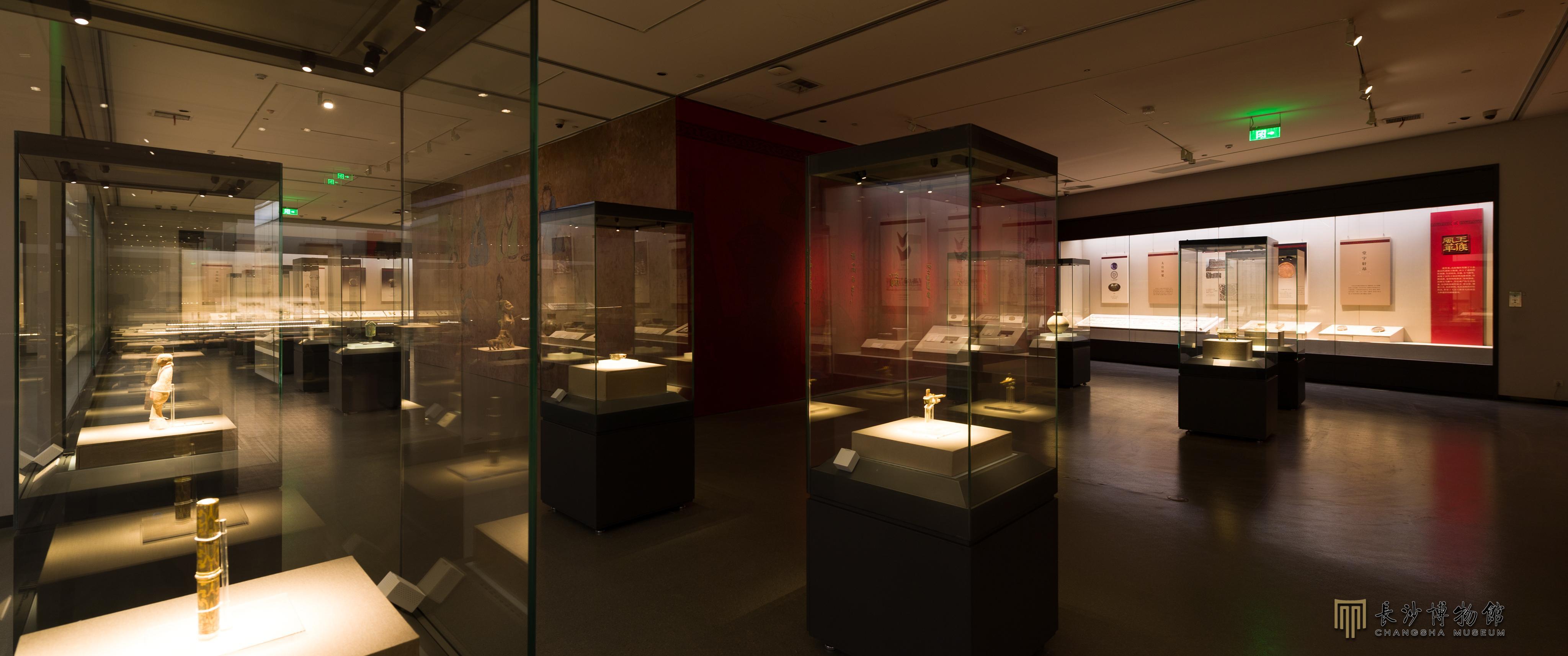 长沙博物馆"雄踞东方——山东地区汉代文物特展"今日开展