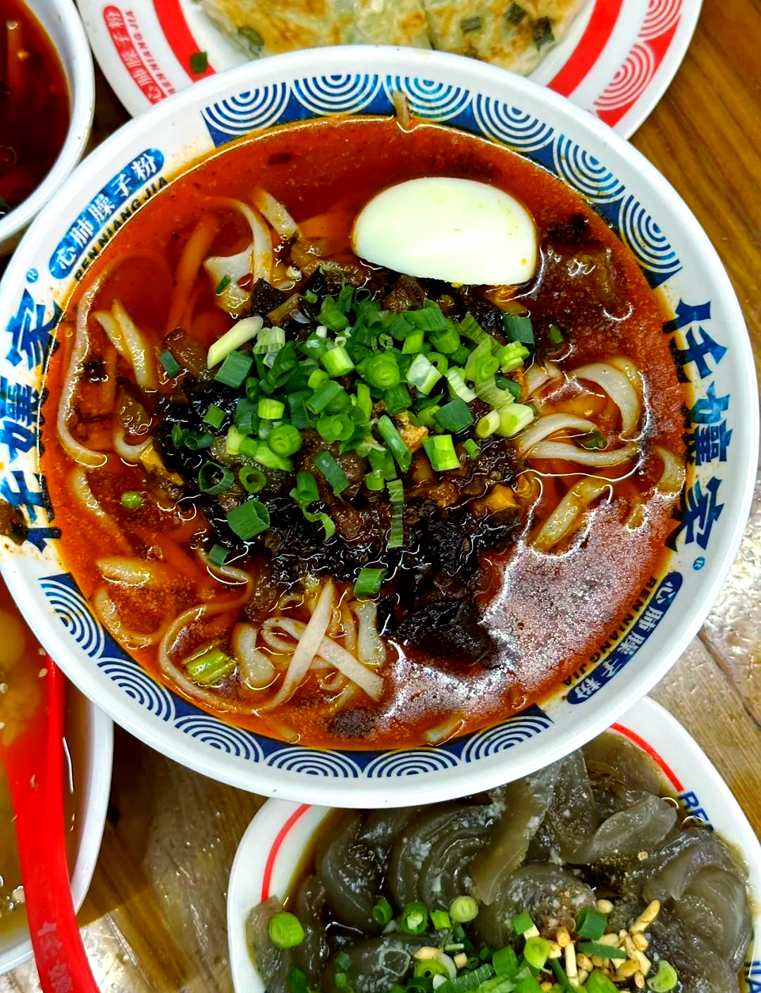 彭水隐藏的小吃天堂:美食爱好者不可错过的宝藏