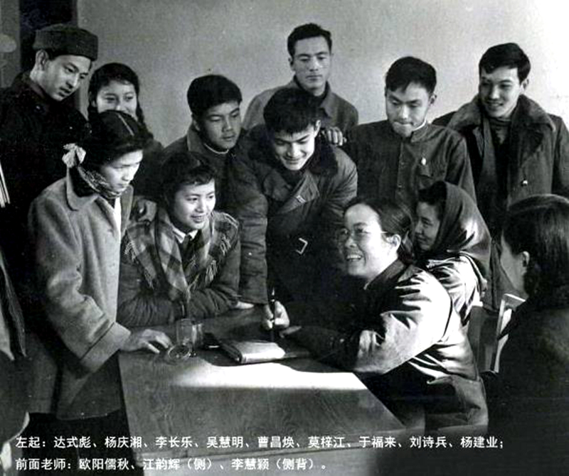 记得《五朵金花》杨丽坤的阿鹏哥吗?81岁莫梓江安好,妻是电影人