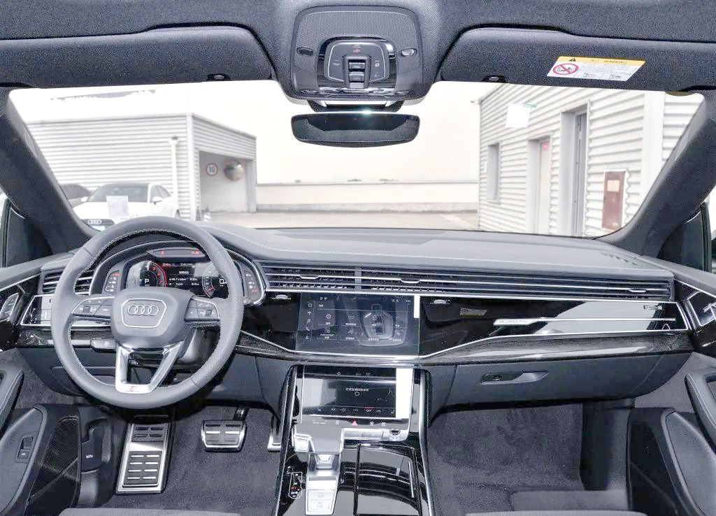 2021款奥迪q8亮相,四驱运动大溜背,能否担当旗舰suv重任?