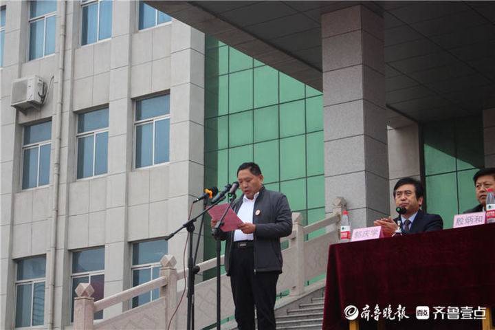 "今天我们18岁啦"!沾化一中成人礼这样过