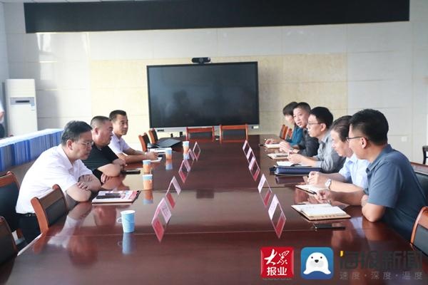 无棣县副县长张恩传一行到县职业中专调研