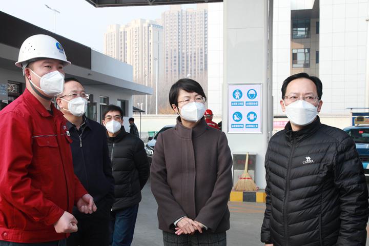 邓志蓉调研特种设备和供水工程安全运行情况