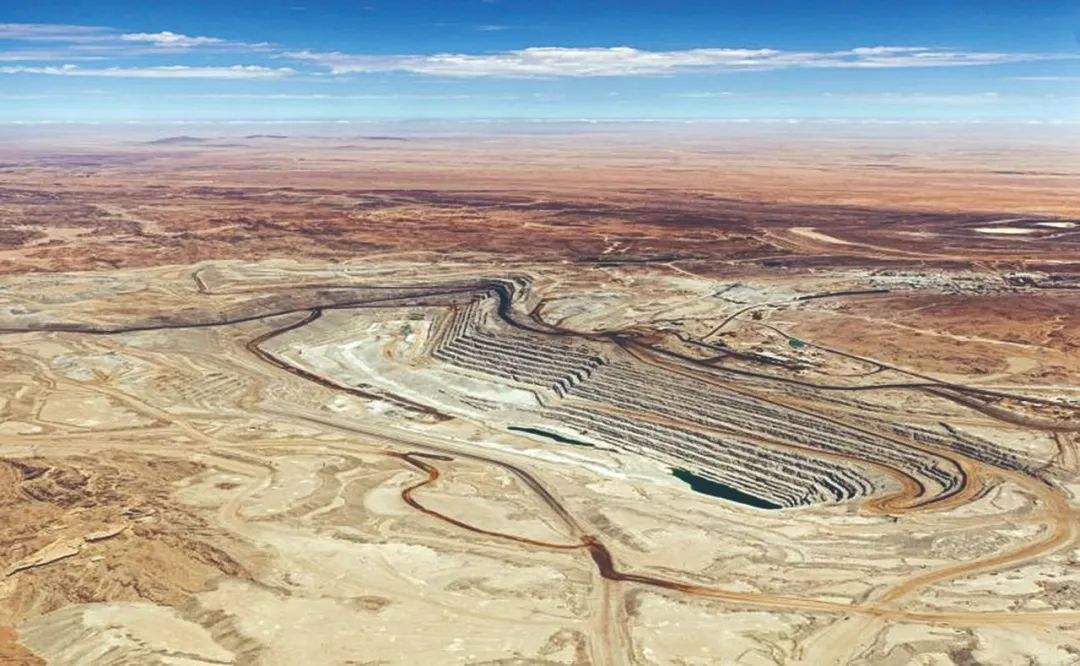 内蒙古传来好消息!一座世界级铀矿被发现,储量可造300万枚核弹