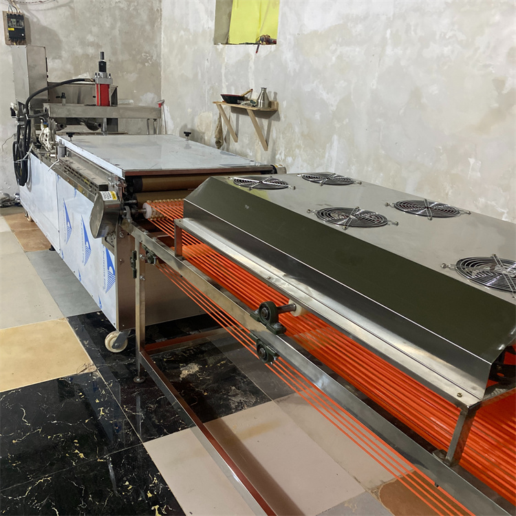 陕西烙馍机 水烙馍机 液压烙馍机器