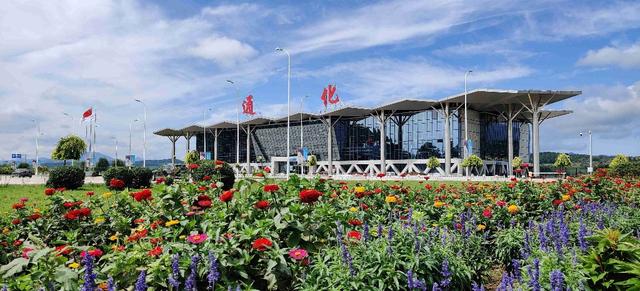 通化机场上半年旅客吞吐量突破10万人次