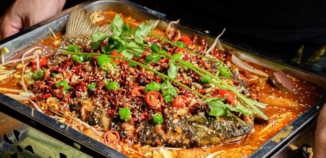 9秒158元3人烤鱼牛蛙套餐!活鱼现烤,焦香满溢!壮硕牛蛙,肉嫩入味!