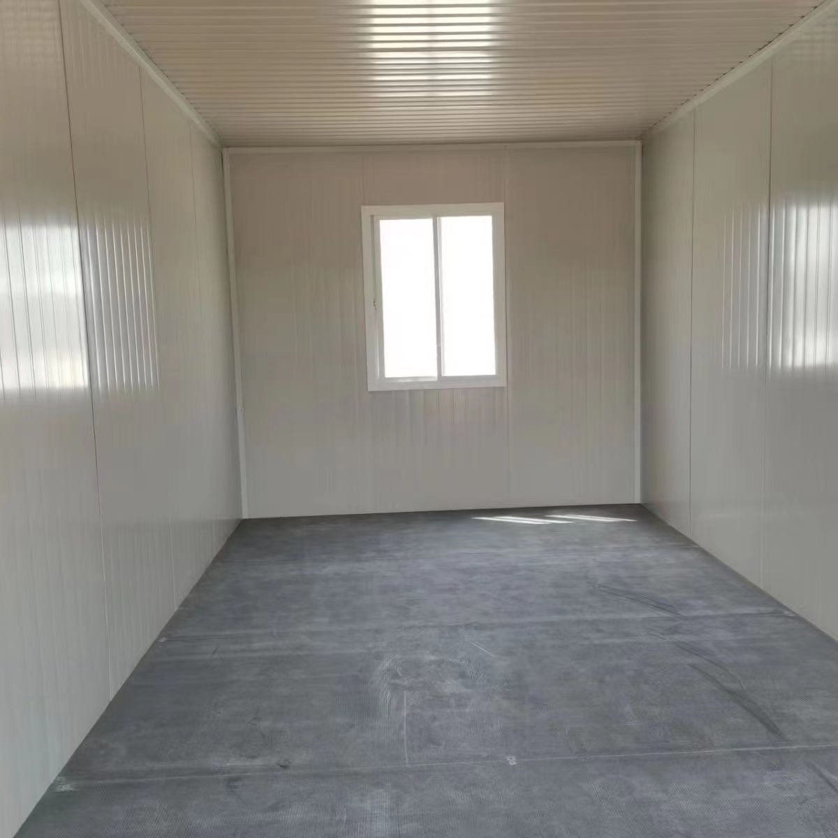 纤维水泥板做集装箱地板的优势有哪些?