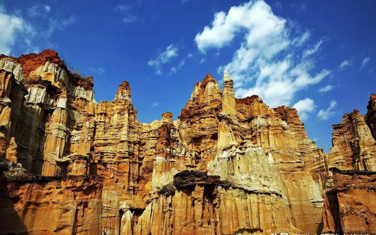 云南元谋:物茂土林