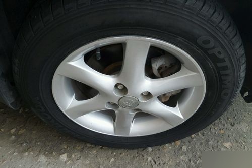 花冠轮毂孔距参数 07款丰田花冠轮毂中心孔多少