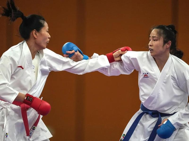 喜讯!汤玲玲空手道女子61公斤以上级铜牌