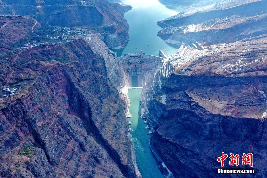 白鹤滩水电站开始蓄水图片