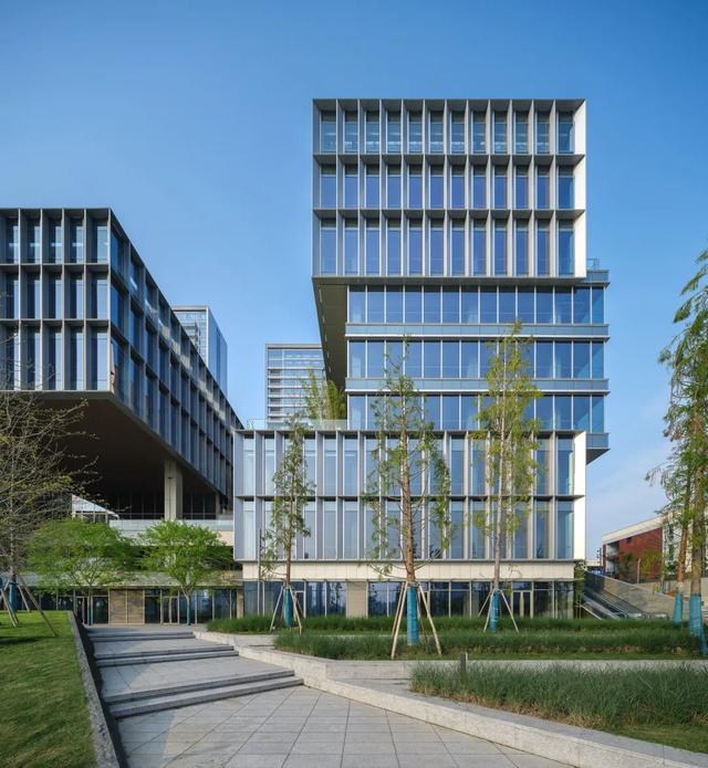 杭州亚运会亚运村万科日耀之城滨水商业项目