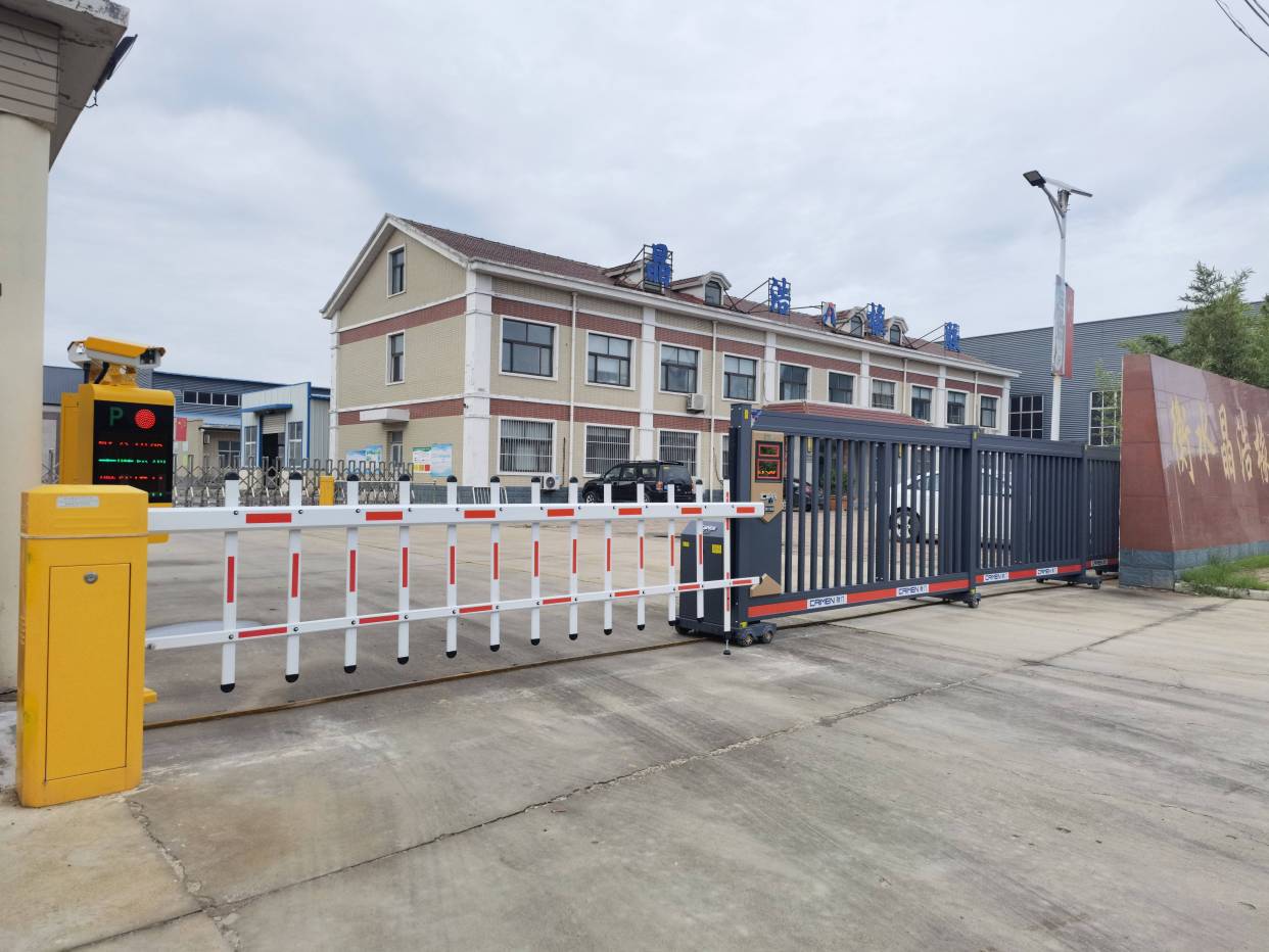 怎么提高工厂电动大门的运行效率?