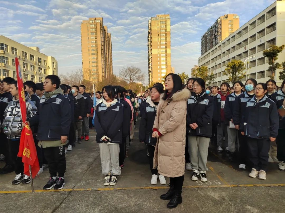 锦州市第十二中学校花图片