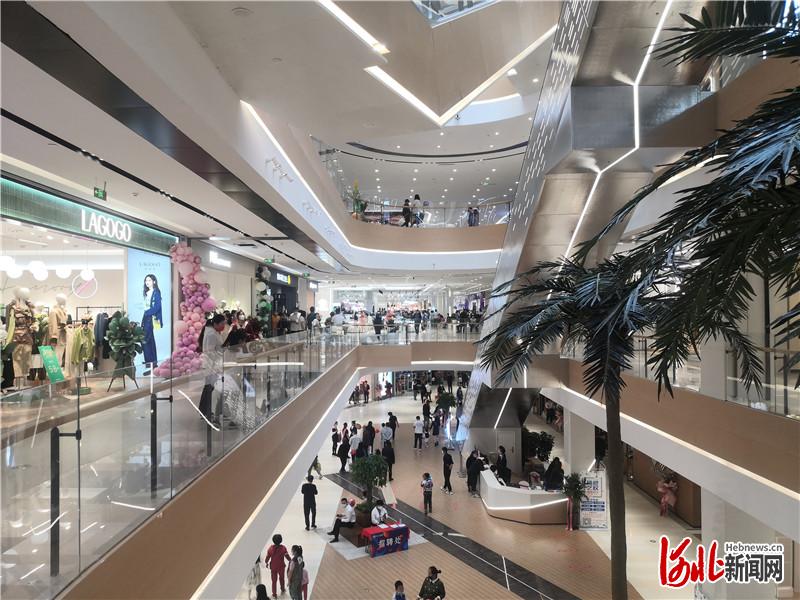 河北秦皇岛新一代商业地标兴龙广缘mall·抚宁10月1日正式亮相