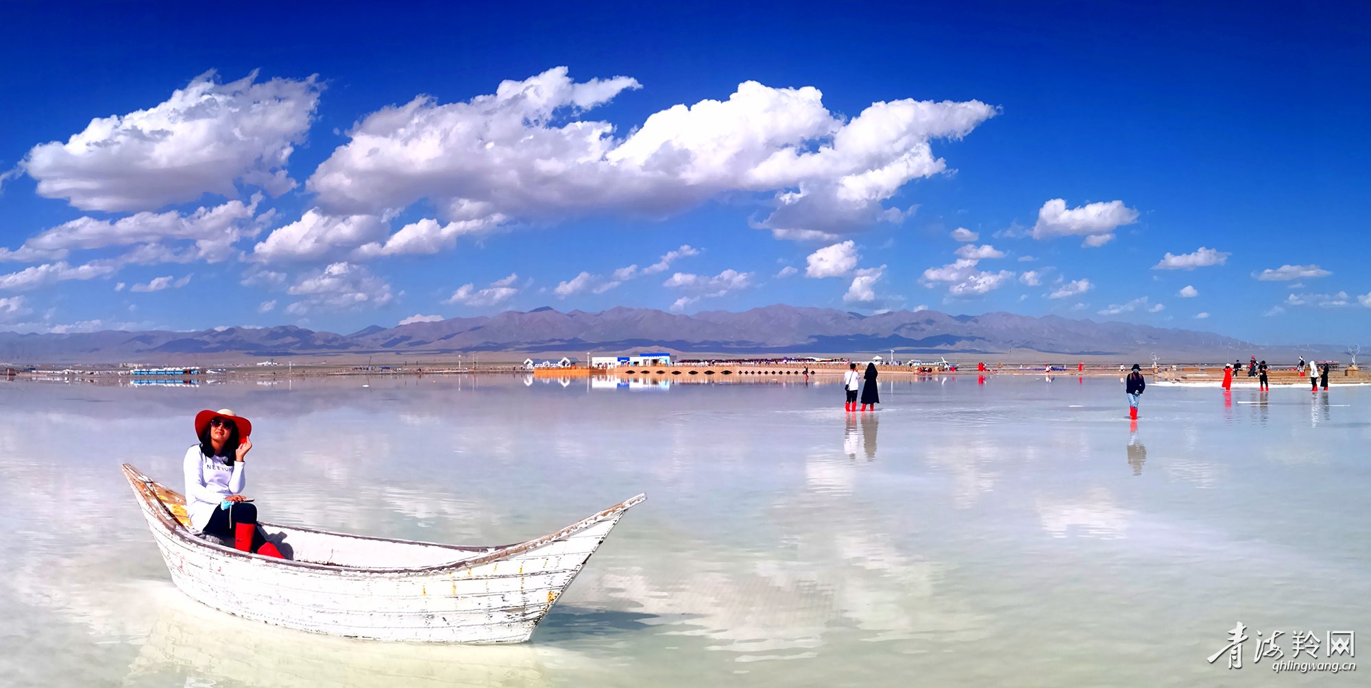茶卡盐湖景区美不胜收
