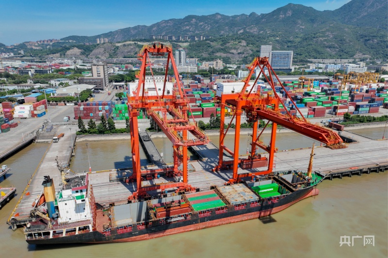 福建马尾:现代化智慧港口货运繁忙