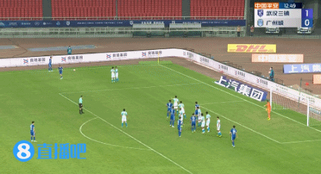 中超武汉三镇对阵广州城比赛结果_谢鹏飞戴维森进球时刻_中超-宋文杰传射吉列尔梅双响 广州城4-1河北