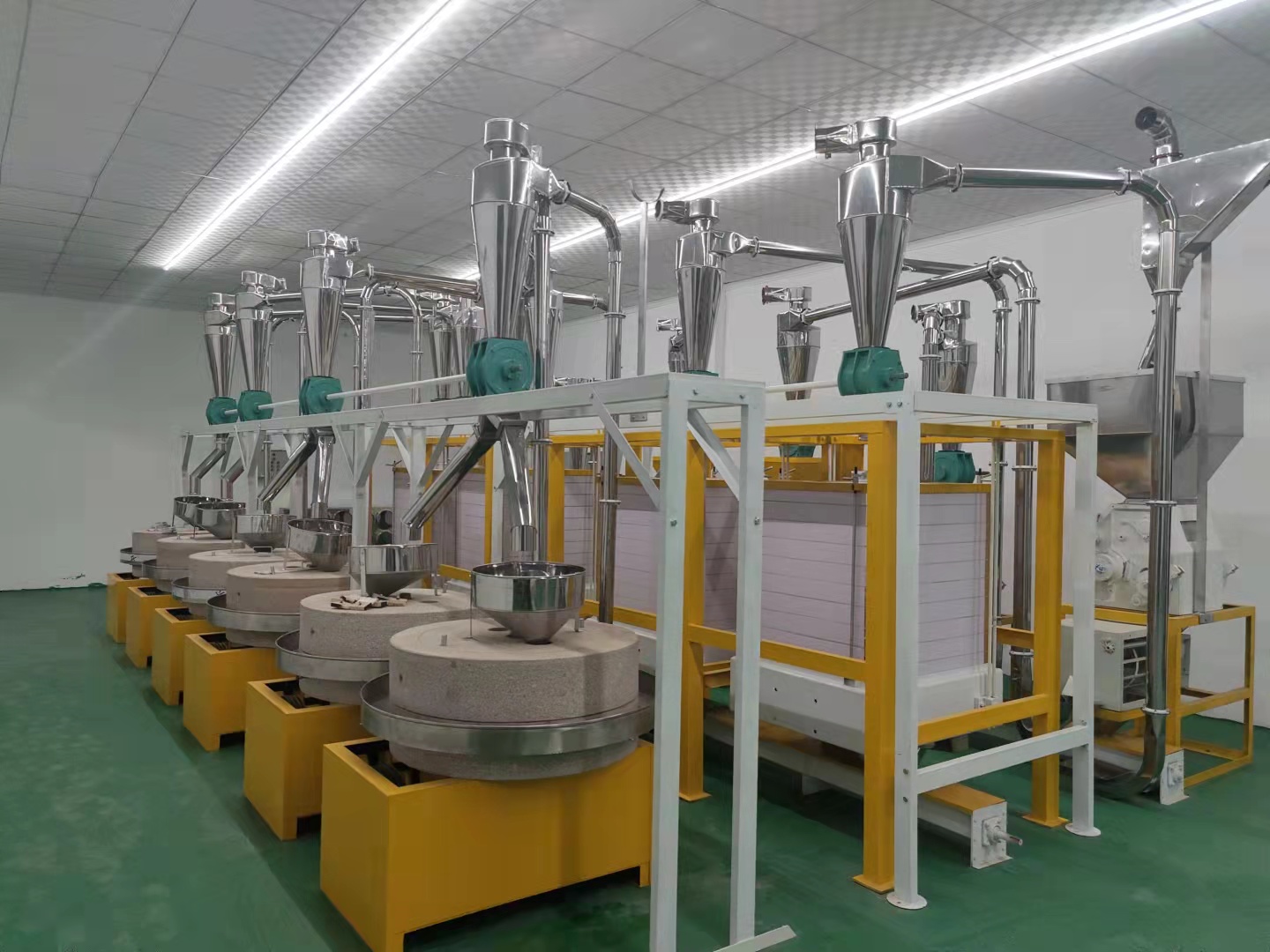 全自动半自动石磨面粉机