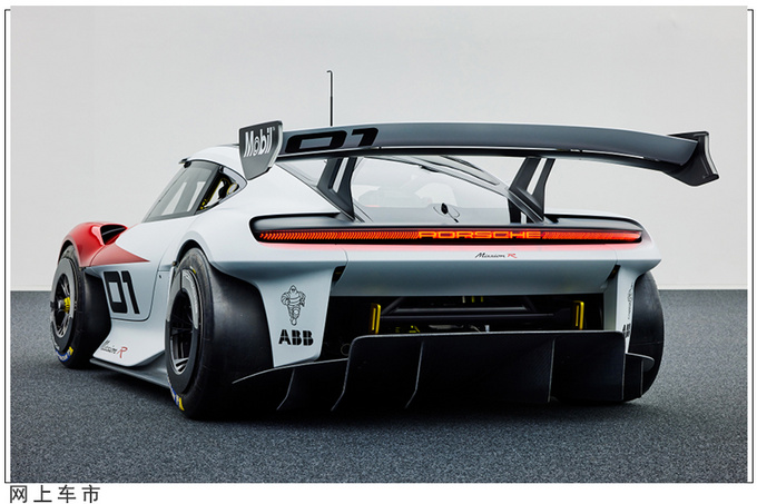 保时捷换代718外观曝光,您猜车尾像个啥