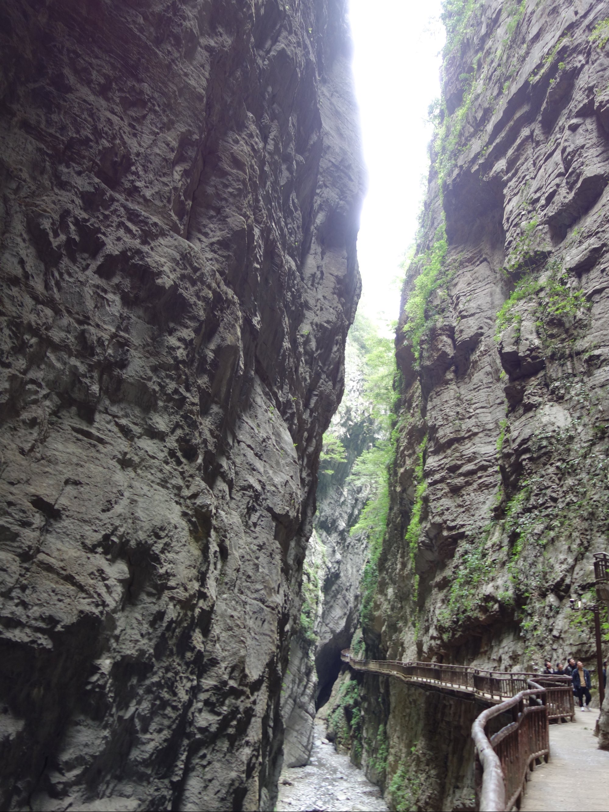 周建國:重慶 武陵山大裂谷