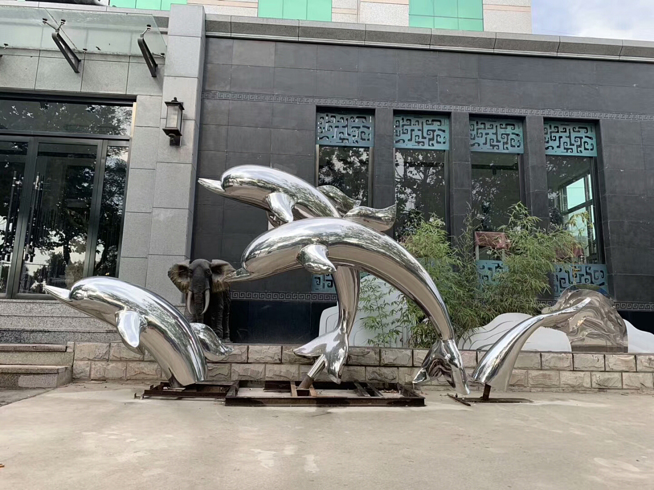 临沂不锈钢艺术雕塑制作 baijiahao.baidu.com