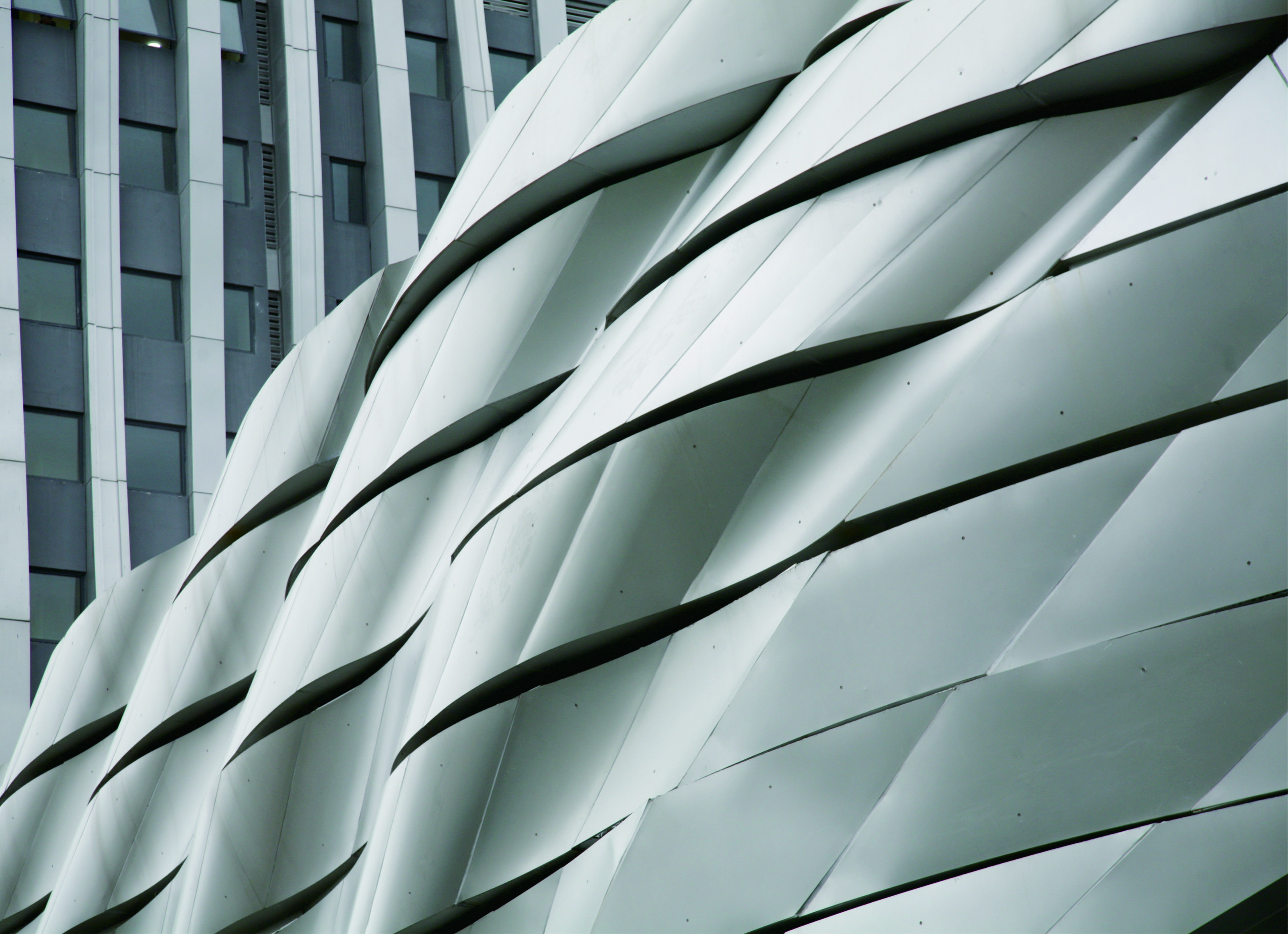 幕墙铝单板冲孔:如何辨别真假?教你一招,太简单了!