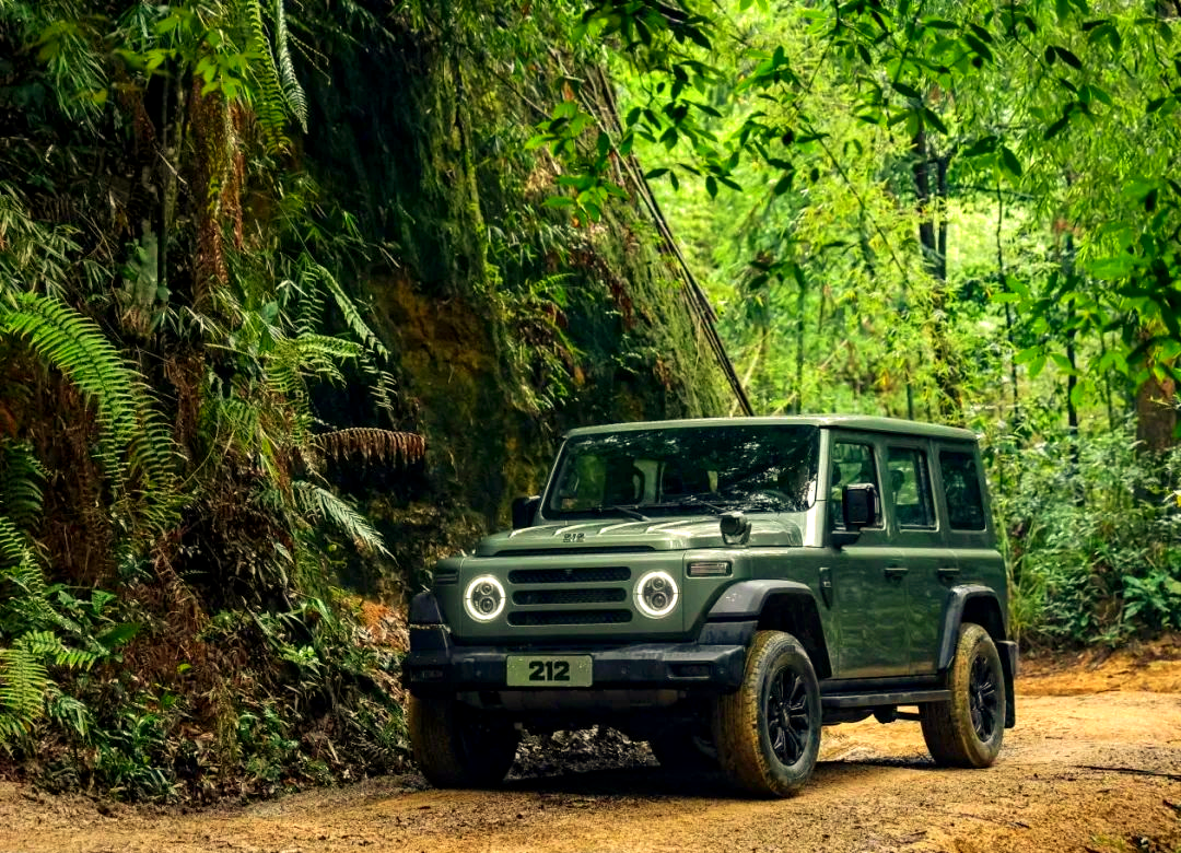 212全新越野车亮相,引领市场掀起新风潮