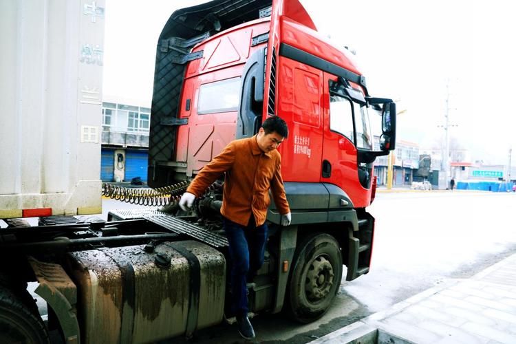 招a2司机半挂车副驾新手 急招a2半挂司机新手副驾