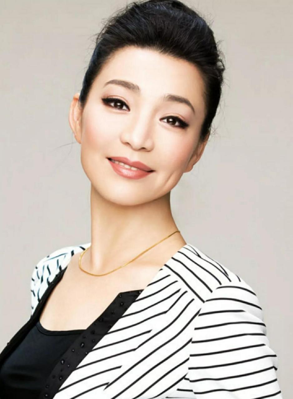 戴春荣~出生于1961年2月2日陕西省西安市;中国内地女演员,毕业于西安