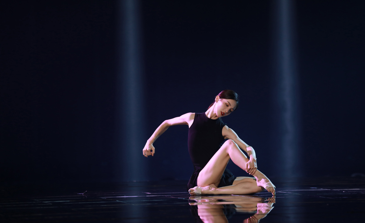 金晨真是个连头发丝都会跳舞的姑娘!