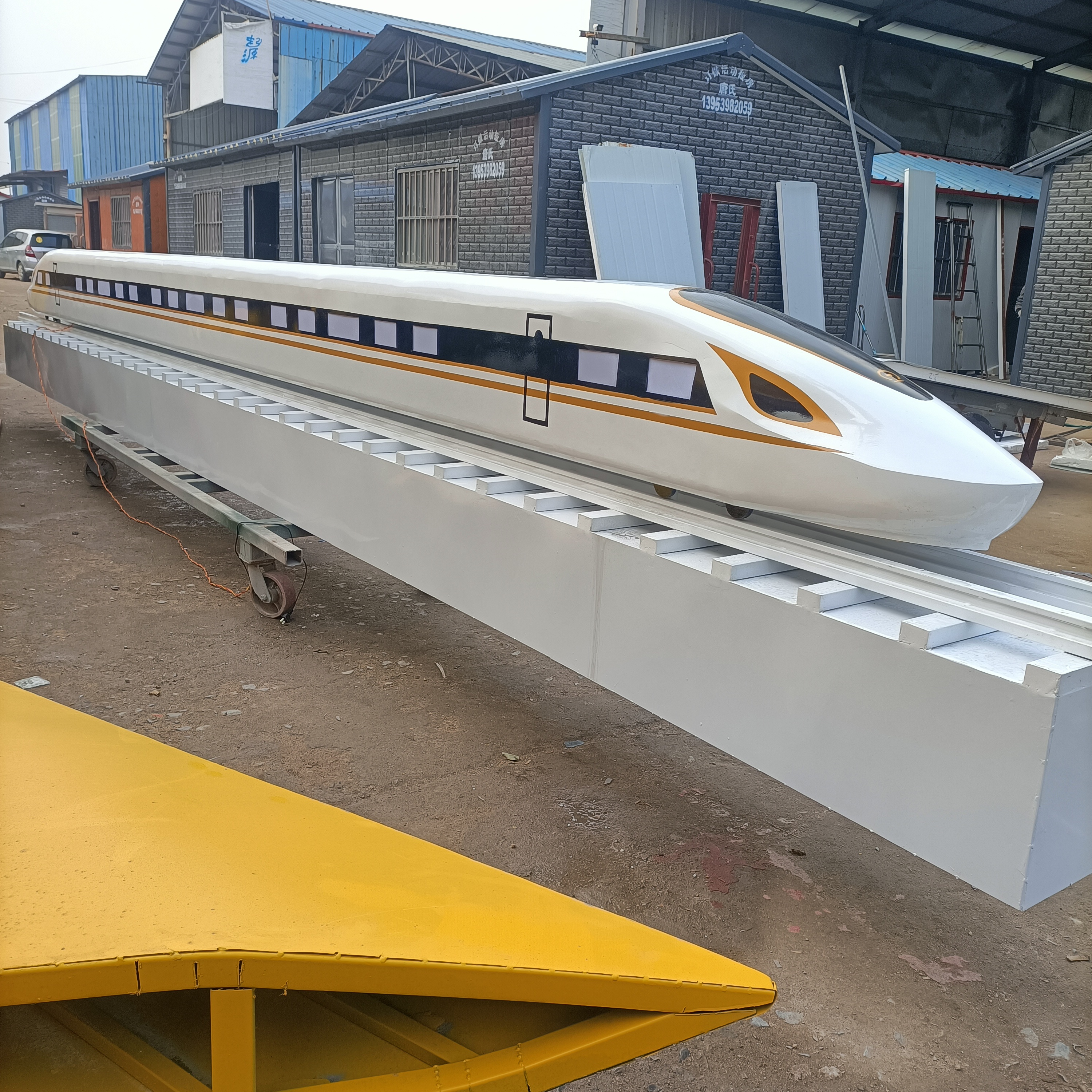 厂家制作高铁动车模型