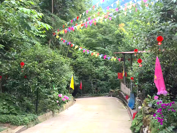 崇州雞冠山農家樂電話,崇州雞冠山農家樂包吃住推薦