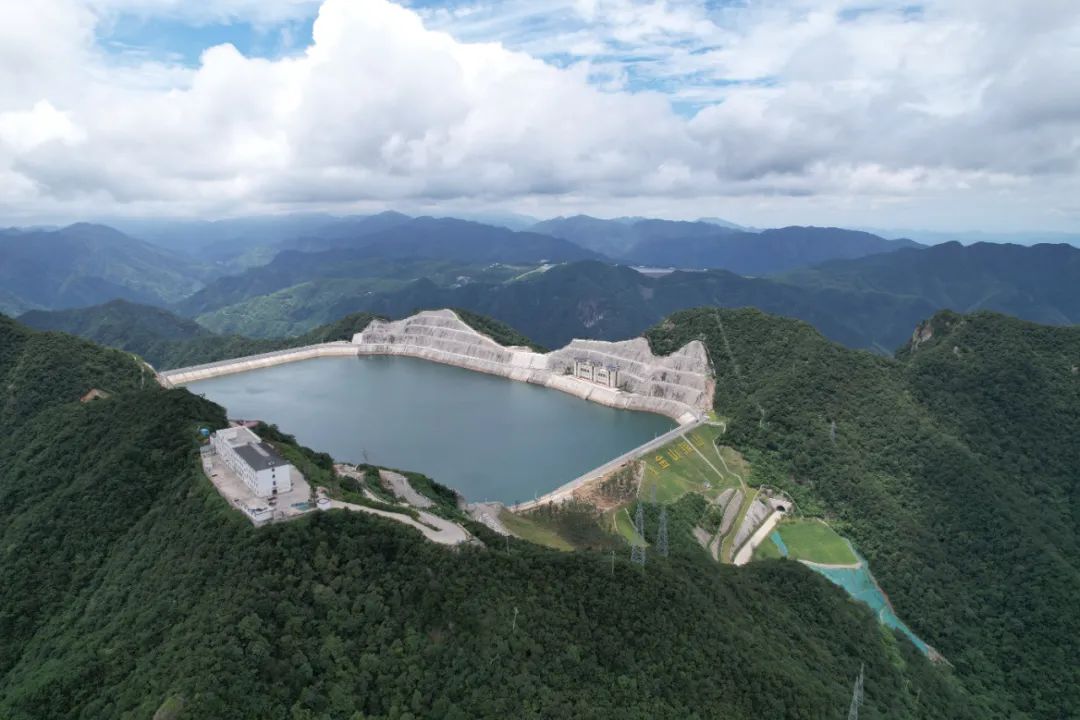 白山抽水蓄能电站图片