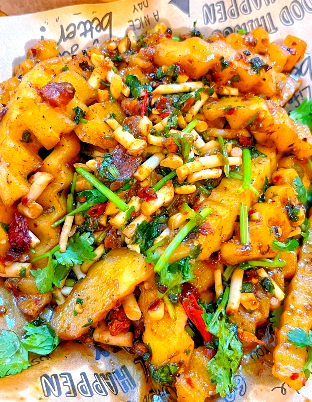 云南特色小吃炸洋芋,麻辣鲜香全家抢着吃