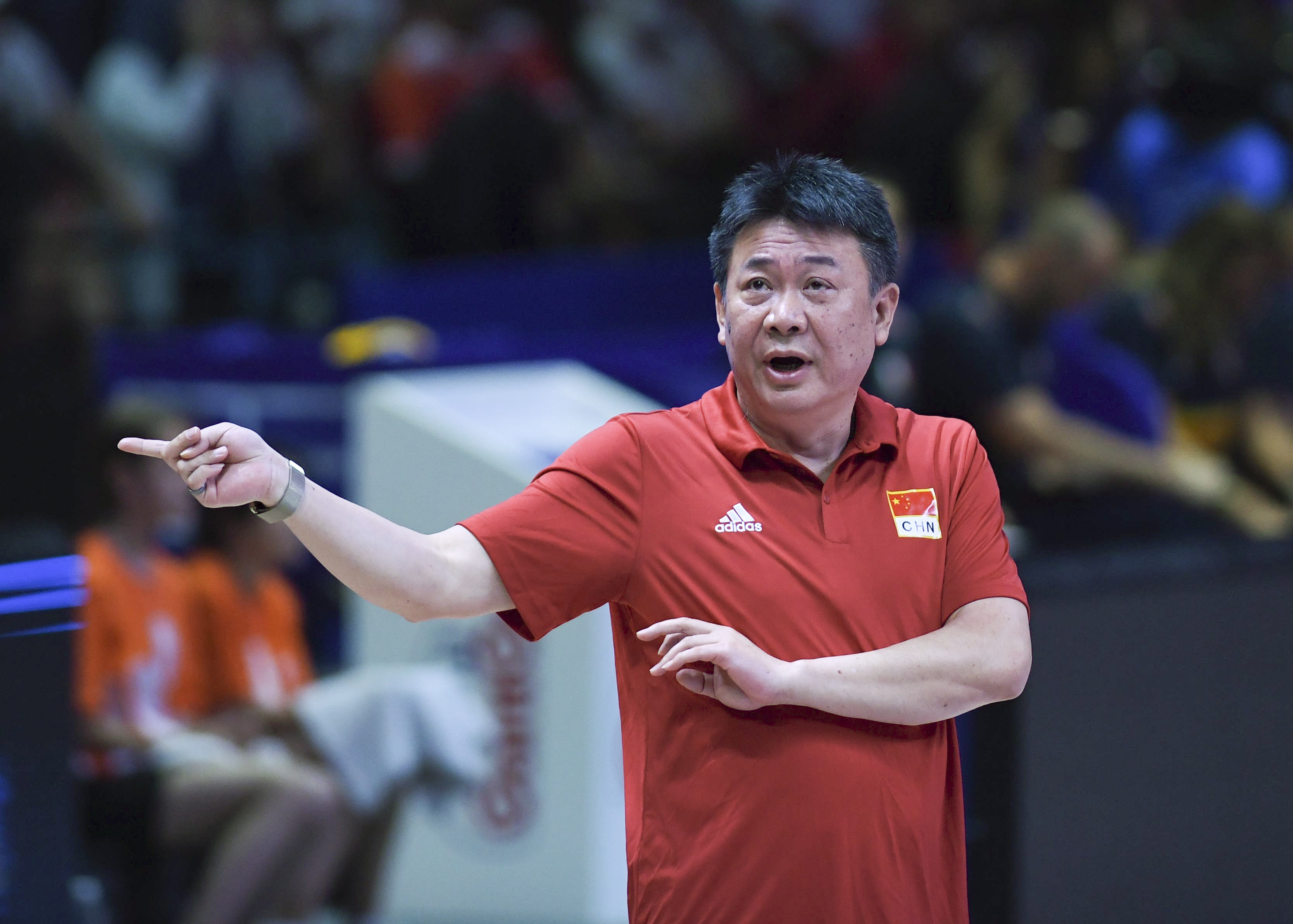 中国女排主教练蔡斌:13场宝贵历练,摸底世界强队