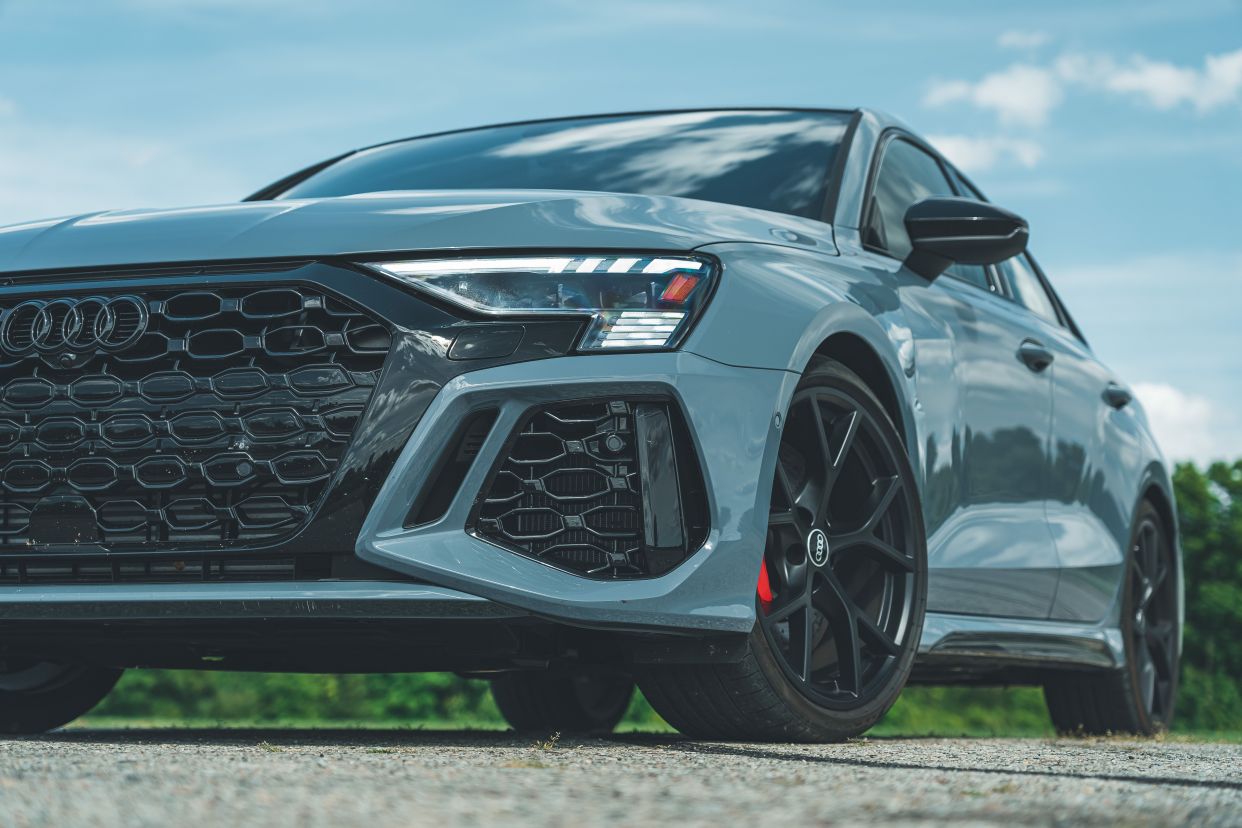 2022款奥迪rs3,4.1秒破百!60000美元起售!