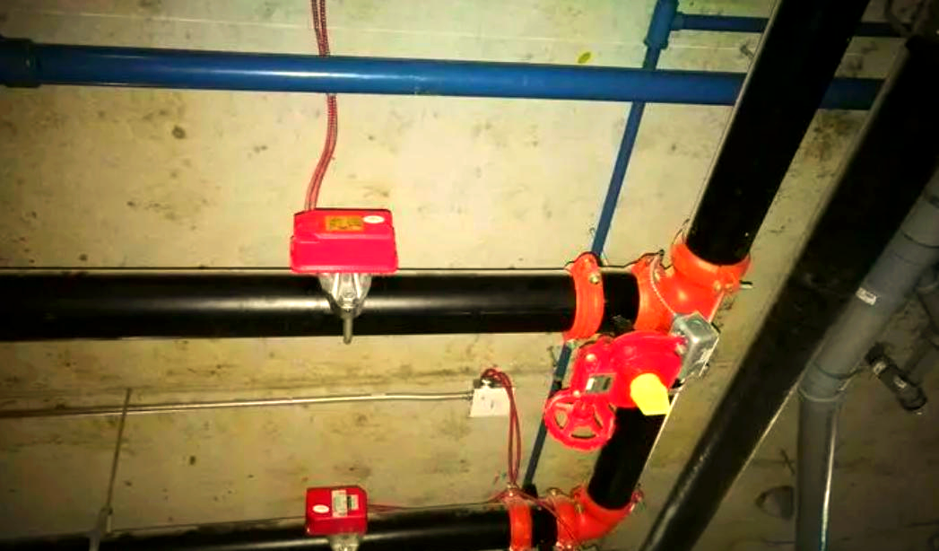 水流指示器前未安装信号阀或与水流指示器间的距离小于300mm的维修