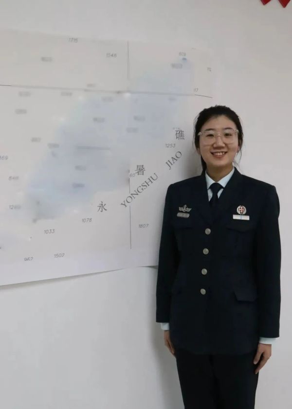 上阵父子兵,来看文职版"我和我的父辈"