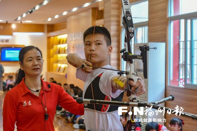 陈妙华:小射手们的"教练妈妈"