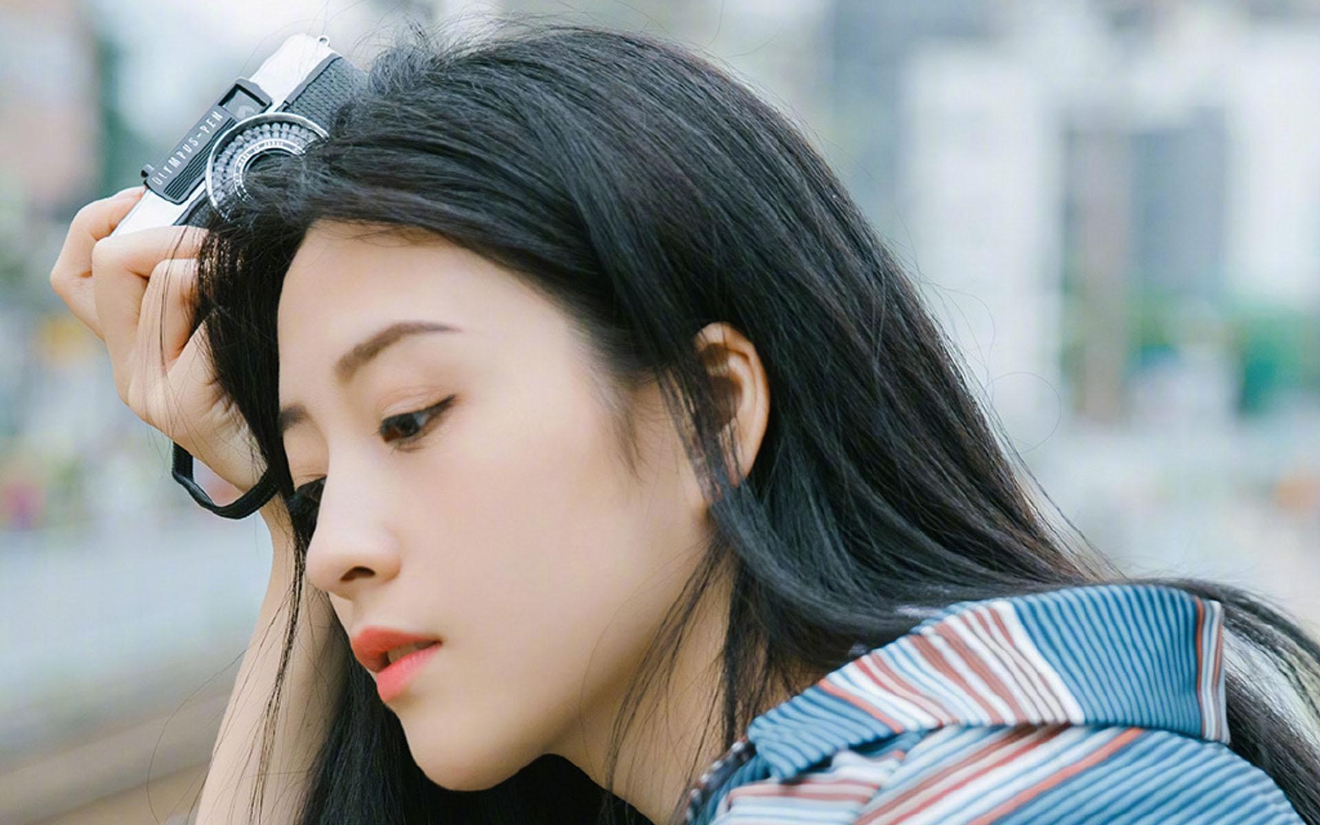 如何追女生?本质是:把"你"植入她的"精神世界"