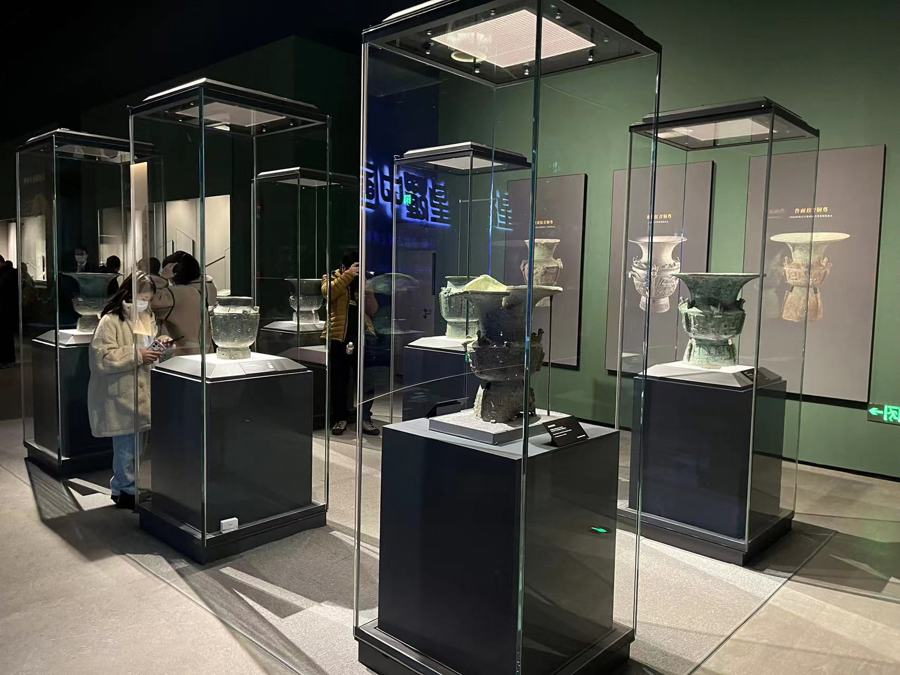 上海博物馆东馆启用!排队长吗?逛展累吗?展品精彩吗?我们去体验了