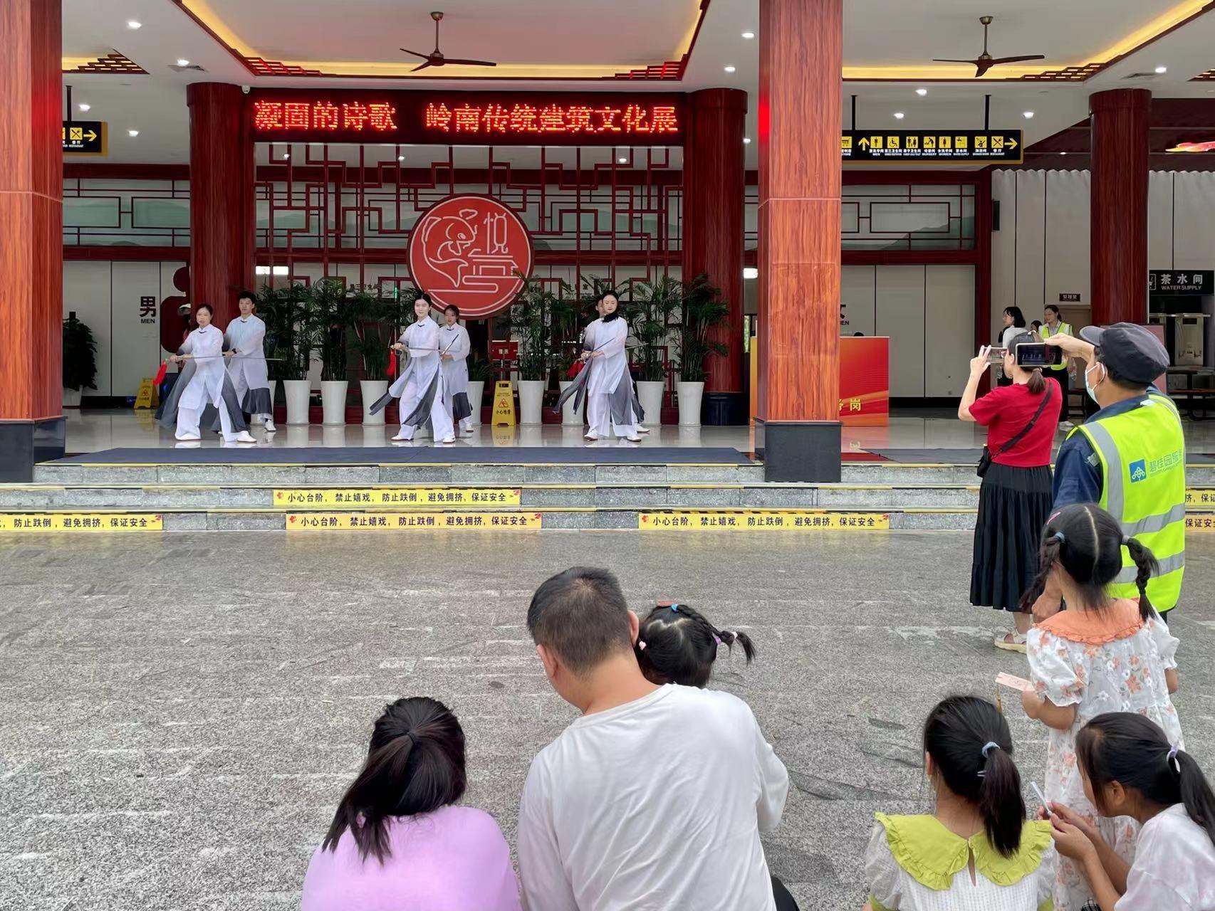 "近距离"看展!广东省流动博物馆首进高速公路服务区