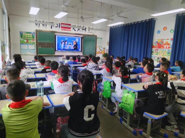 绩溪县实验小学开展反邪教警示教育活动