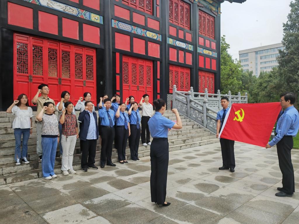 甘肃省检察院第八检察部与兰州大学法学院开展深化检校协作主题党日