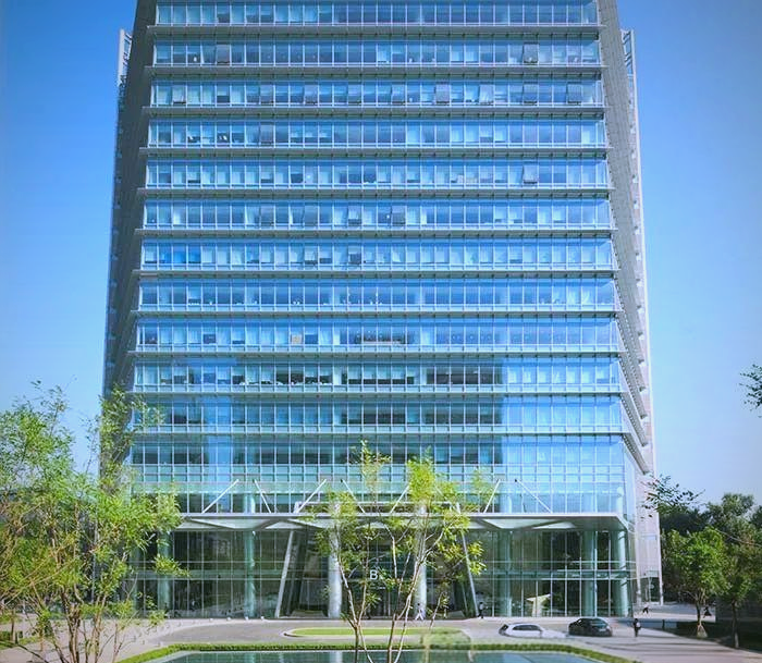 融科资讯中心配电室改造项目中,我们采用了迪博尔电气的dbl